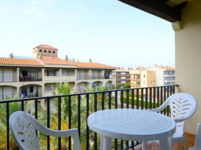 Apartment in Estartit near sand beach